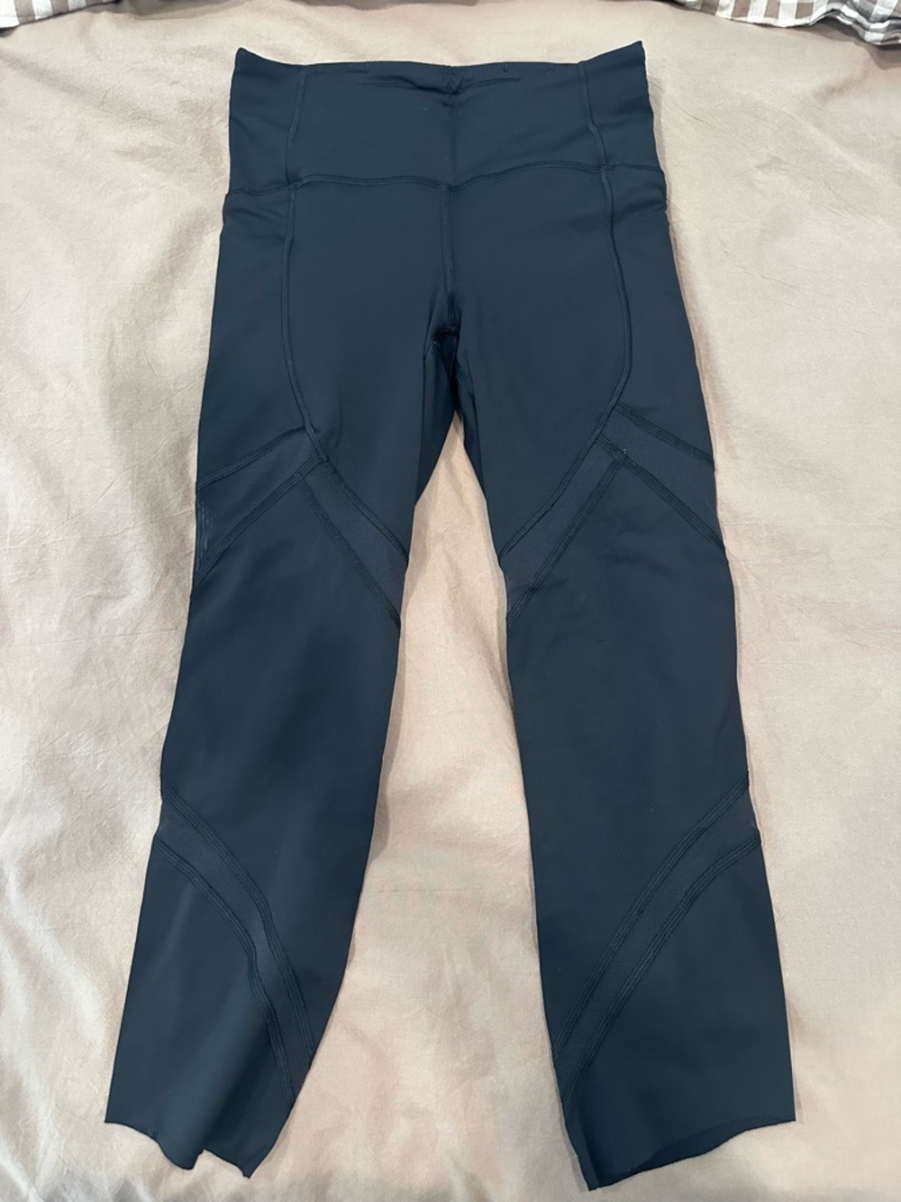 lululemon athletica Black Cropped Leggings